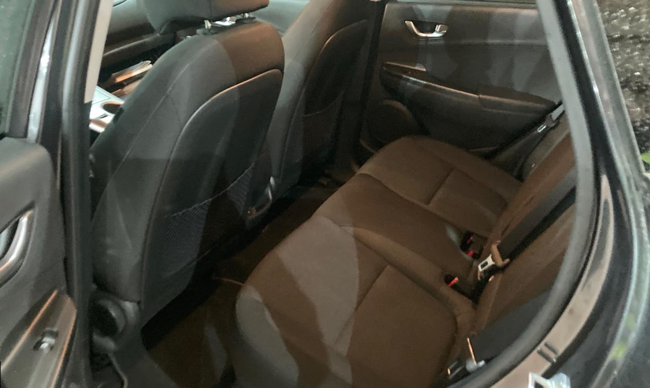 Фото - Hyundai Kona #8