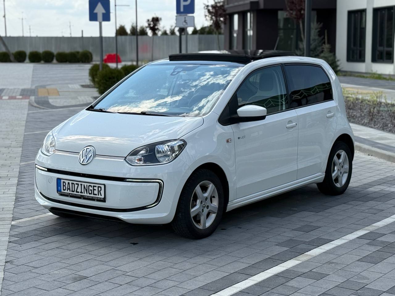 Volkswagen up!