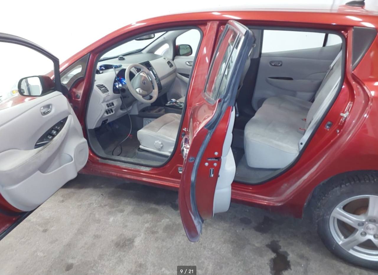 Фото - Nissan Leaf #5