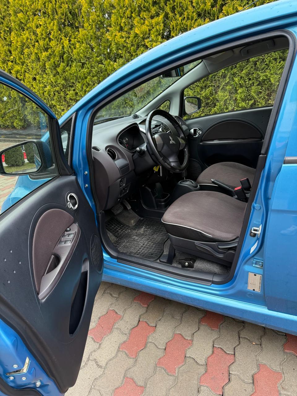 Фото - Mitsubishi I-Miev #6