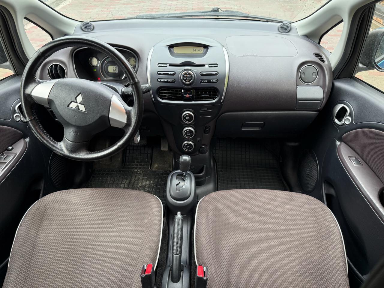 Фото - Mitsubishi I-Miev #7