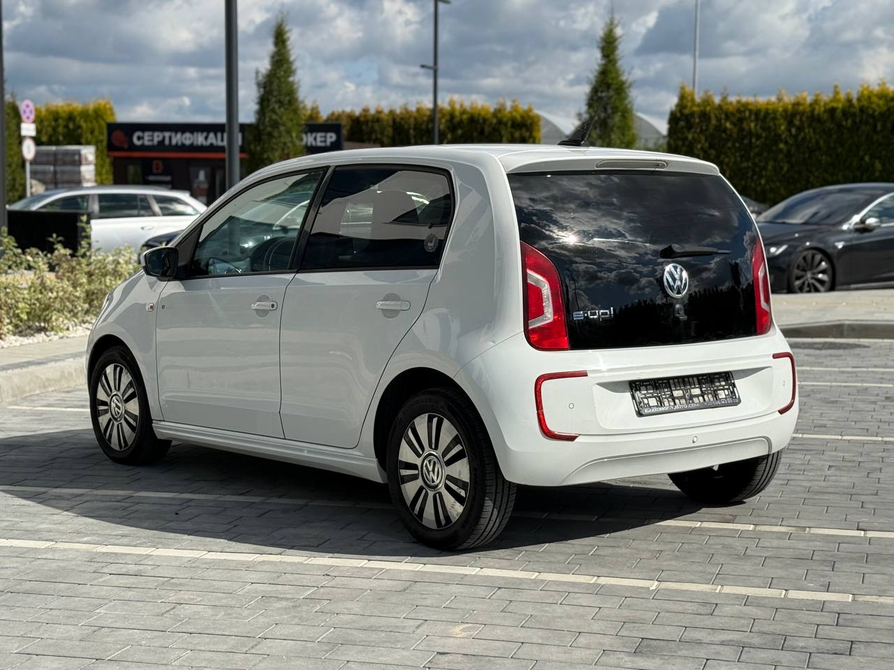 Фото - Volkswagen up! #7