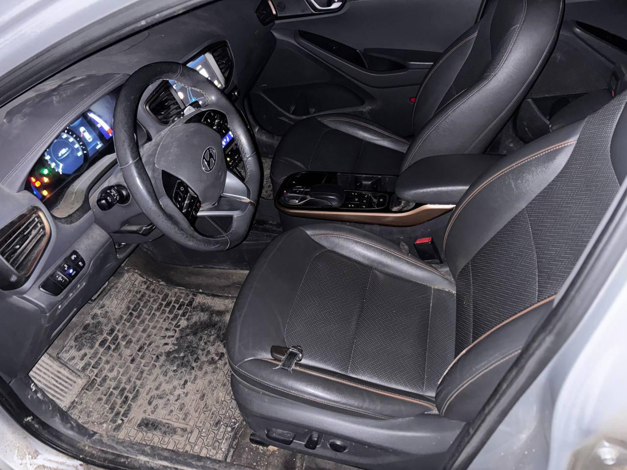 Фото - Hyundai IONIQ #4