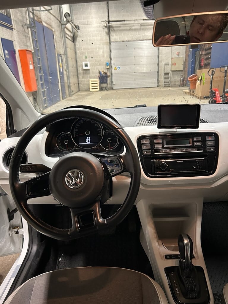 Фото - Volkswagen up! #7
