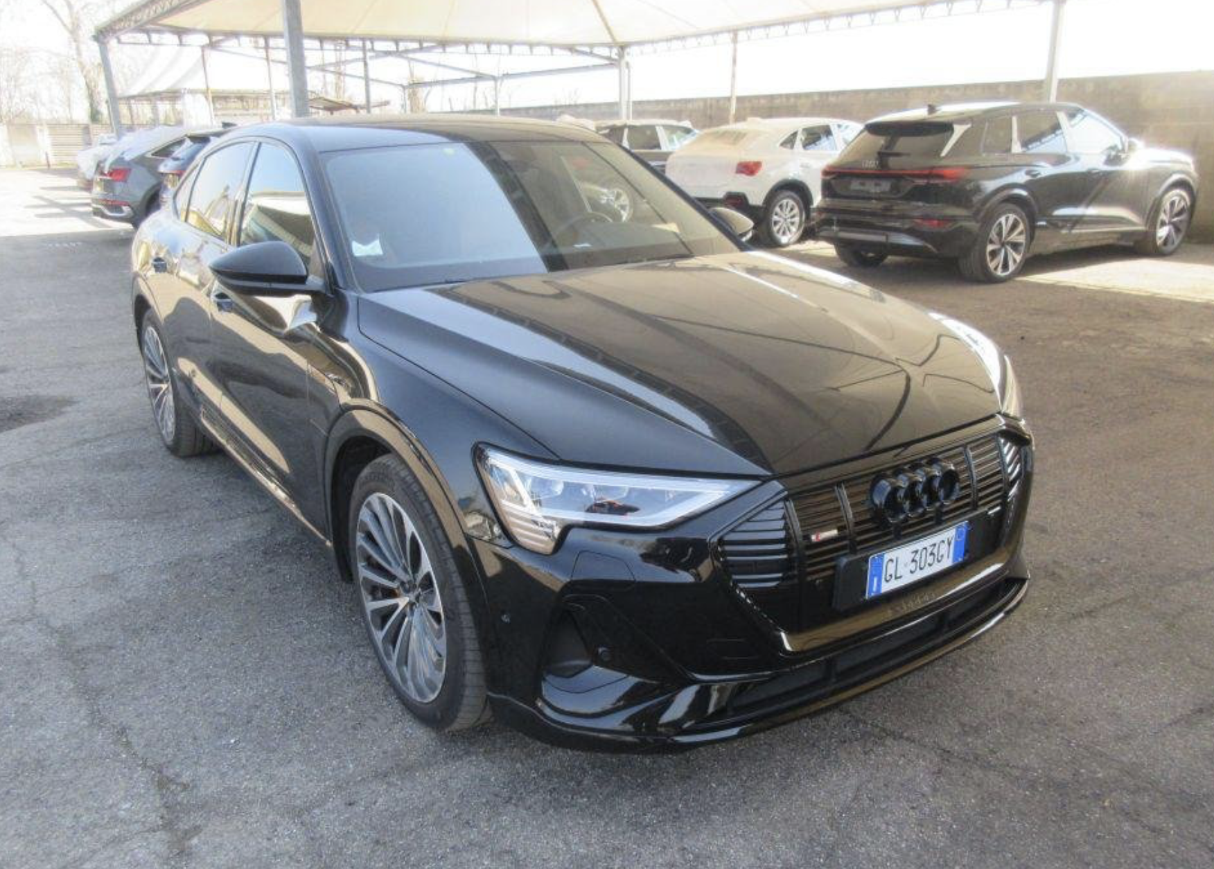 Фото - Audi E-tron Sportback #2