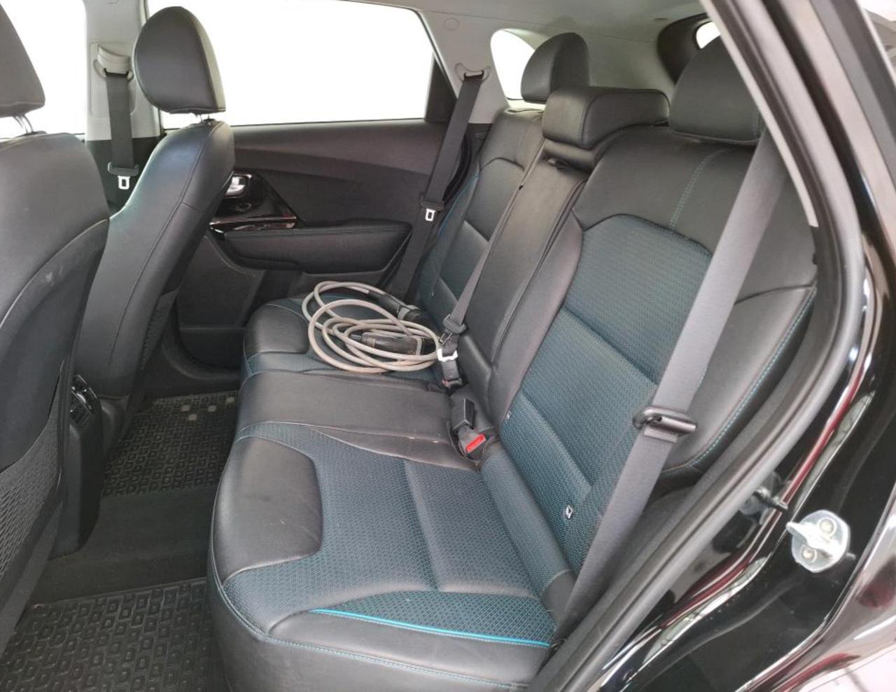 Фото - Kia Niro #7