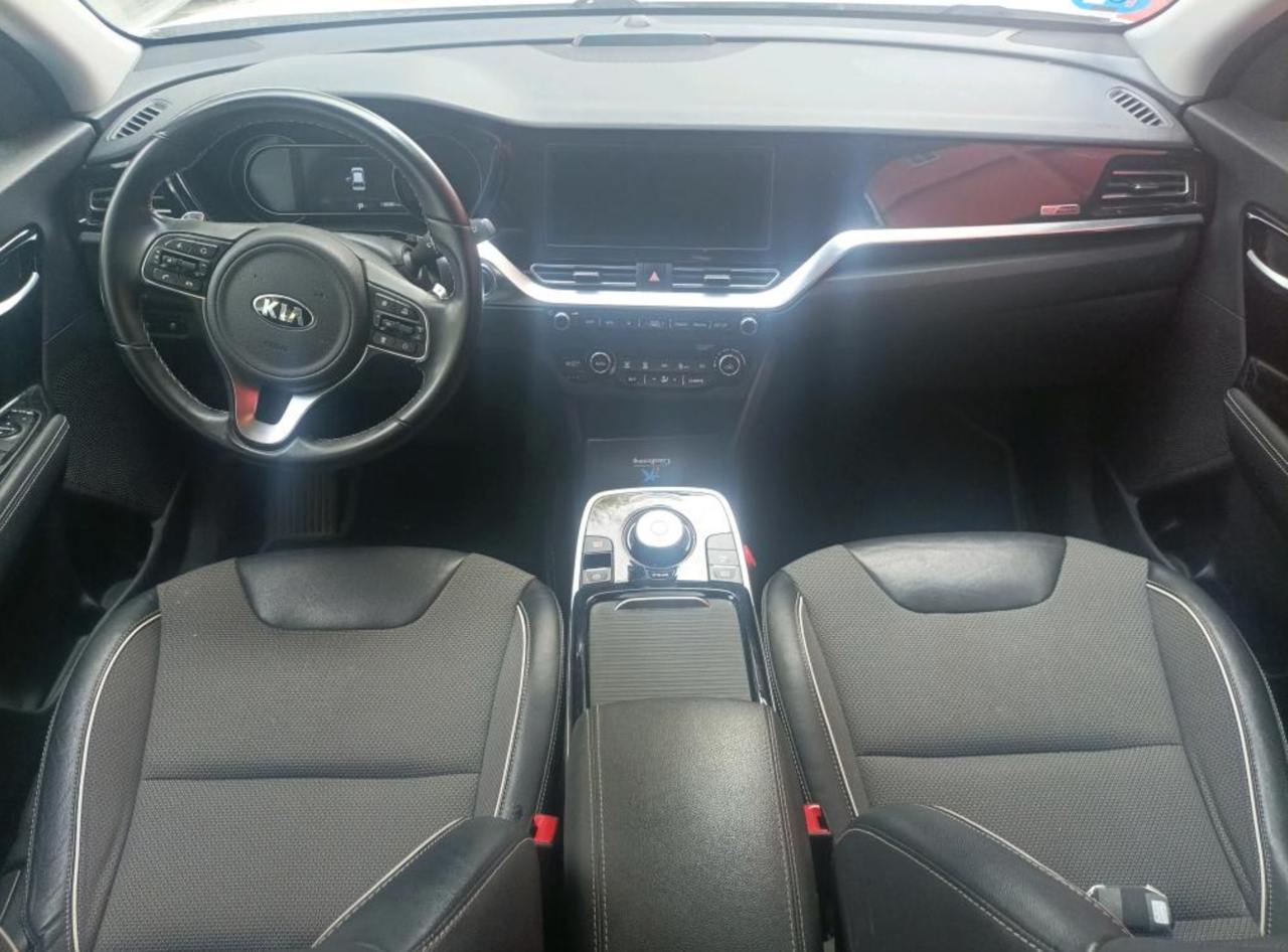 Фото - Kia Niro #5