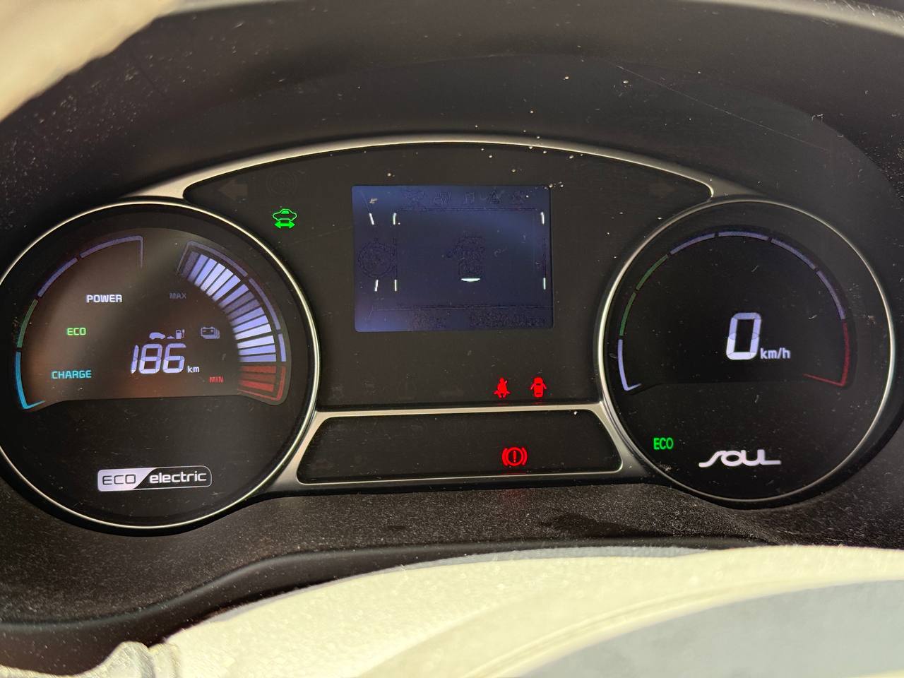 Фото - Kia Soul EV #6