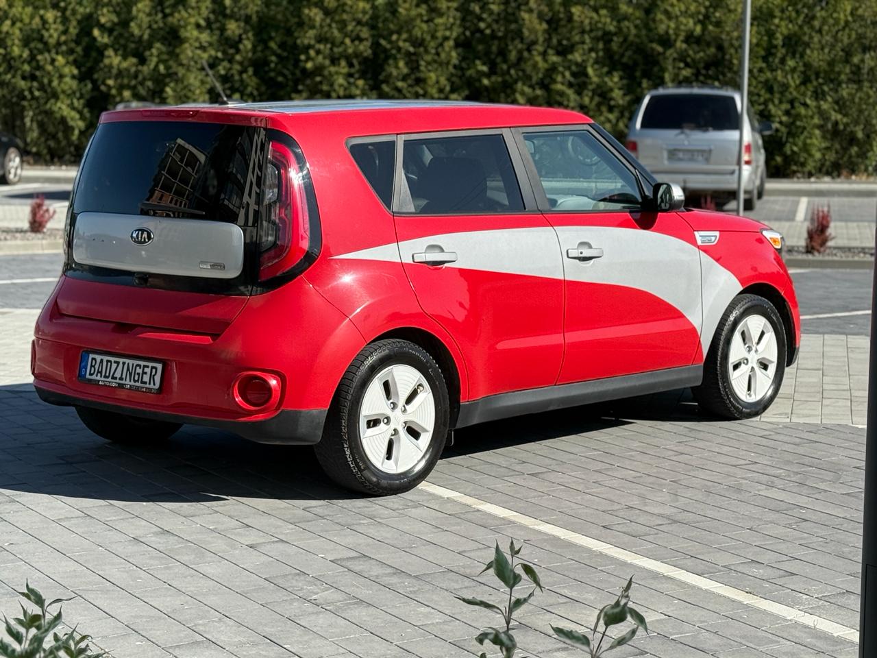 Фото - Kia Soul EV #4