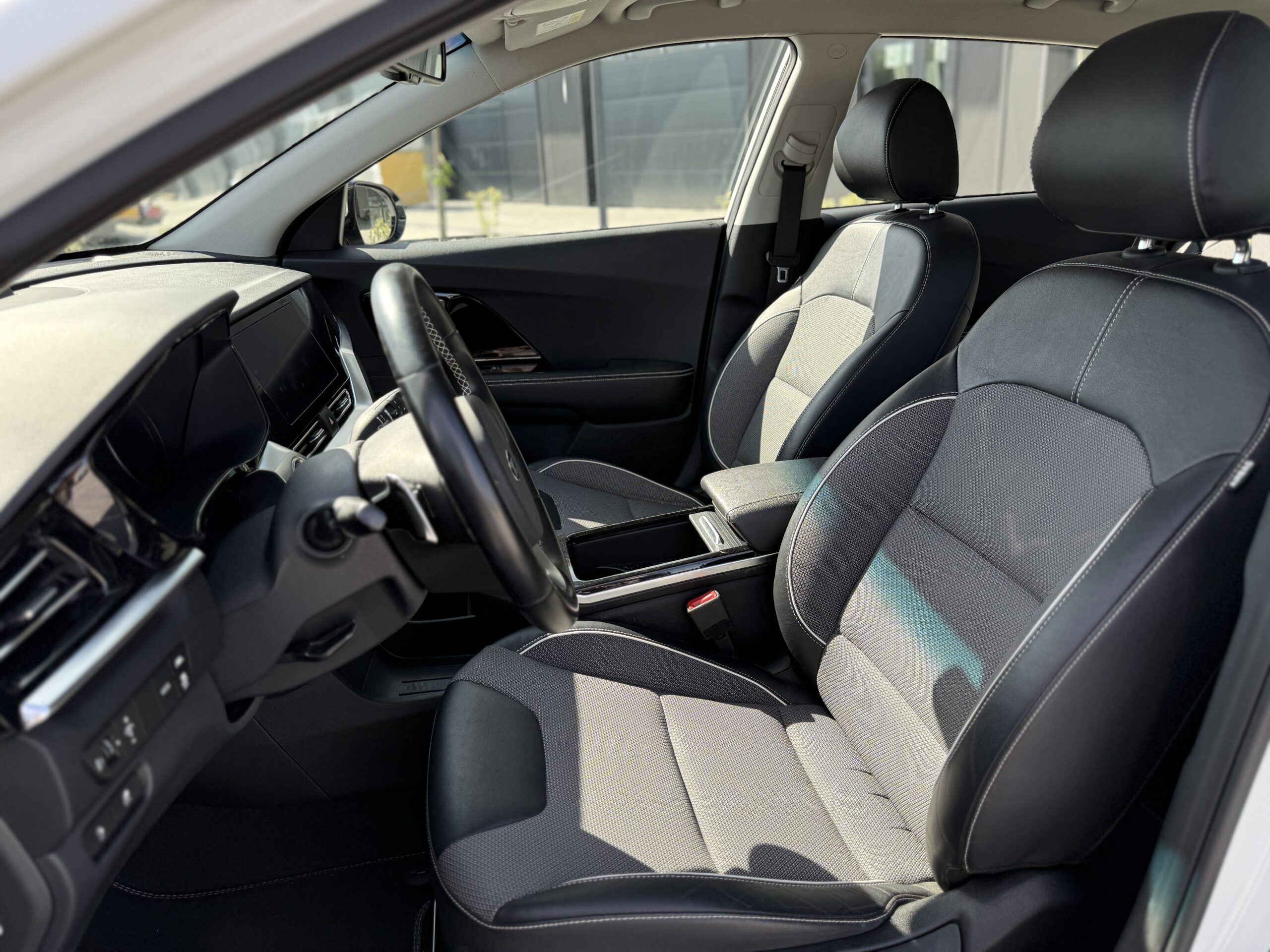 Фото - Kia Niro #8