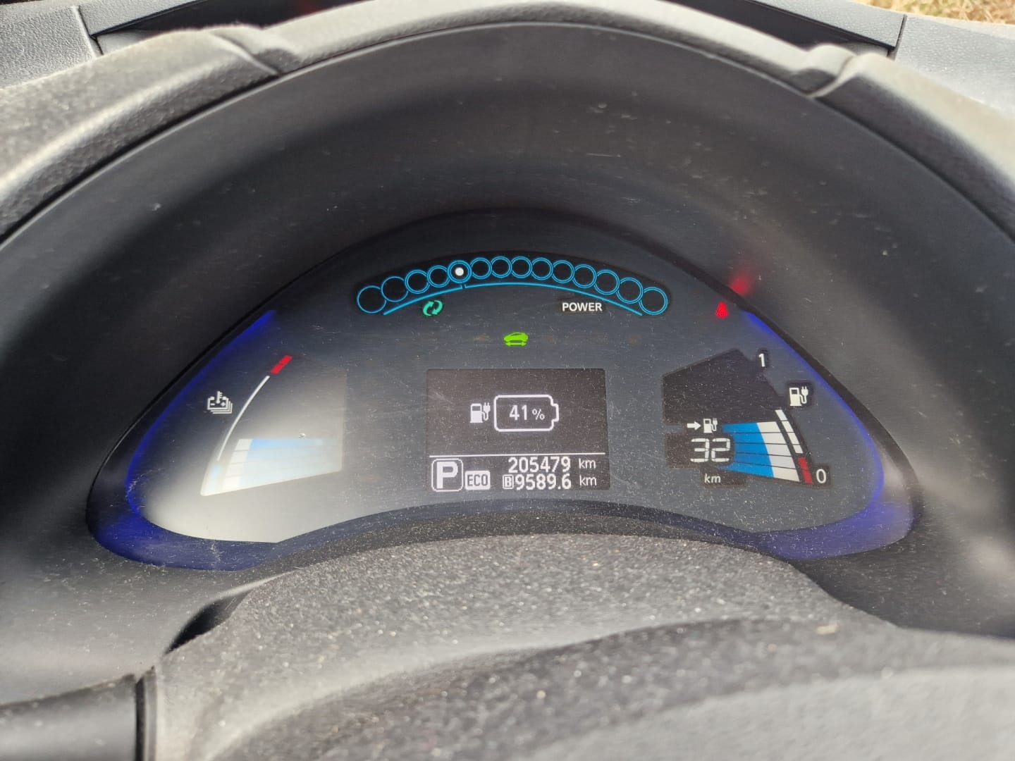 Фото - Nissan Leaf #9