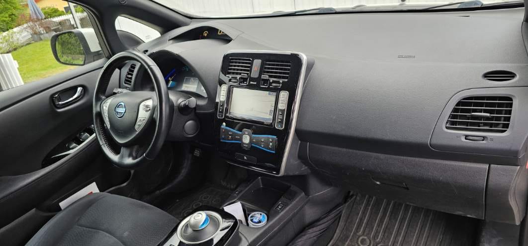 Фото - Nissan Leaf #8