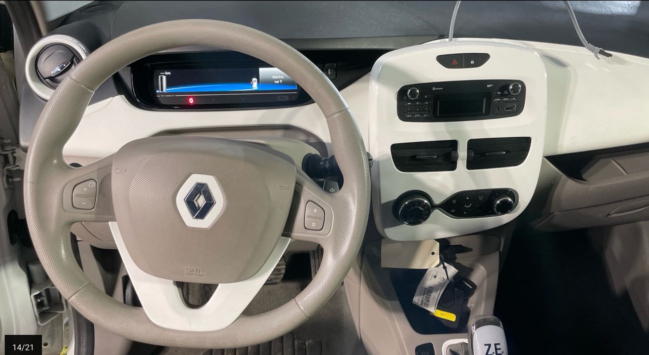 Фото - Renault ZOE #5