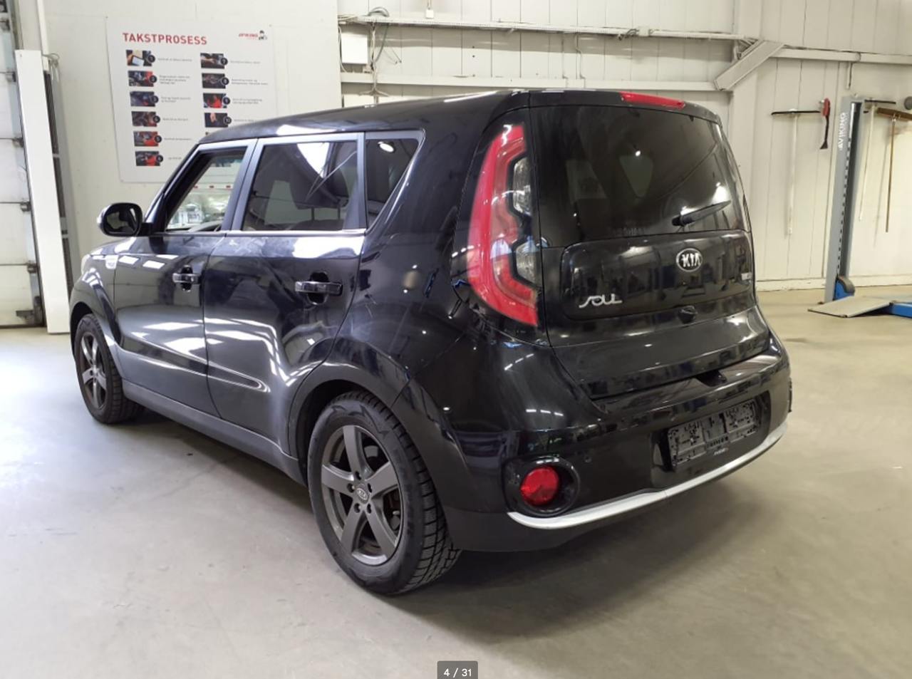 Фото - Kia Soul EV #2