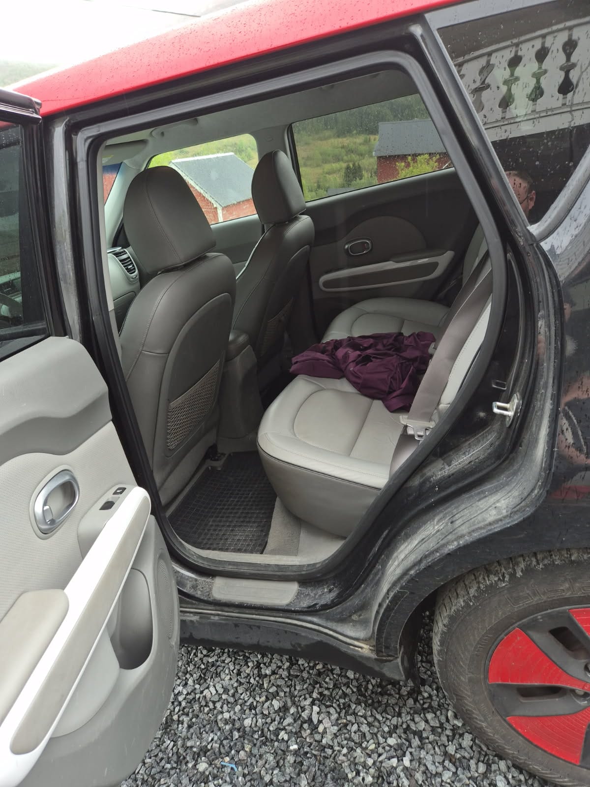Фото - Kia Soul EV #8