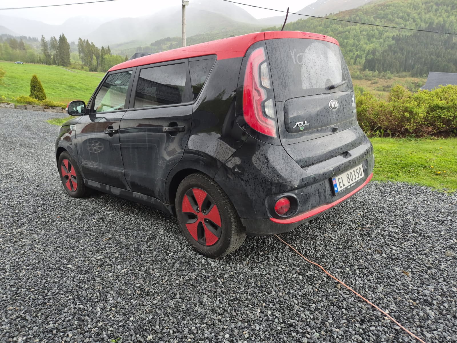 Фото - Kia Soul EV #2