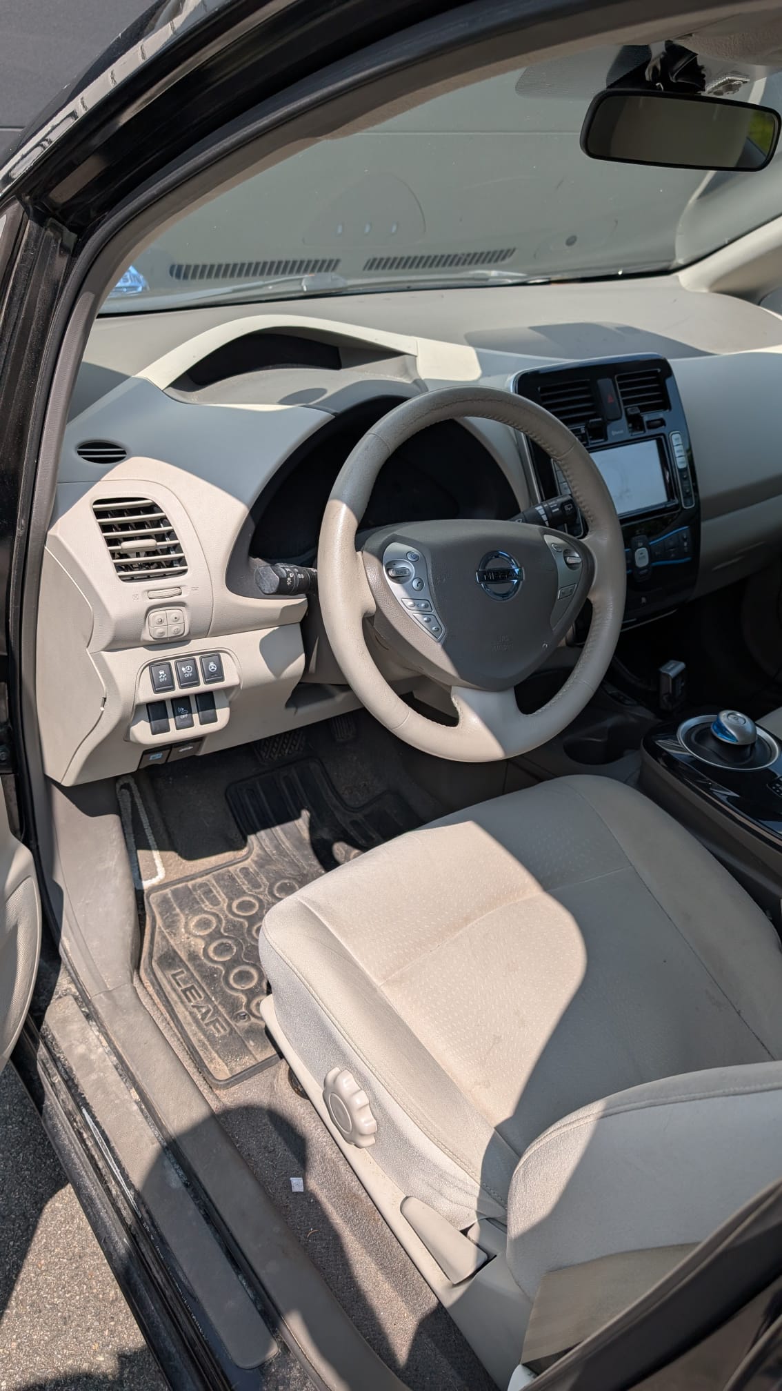 Фото - Nissan Leaf #8