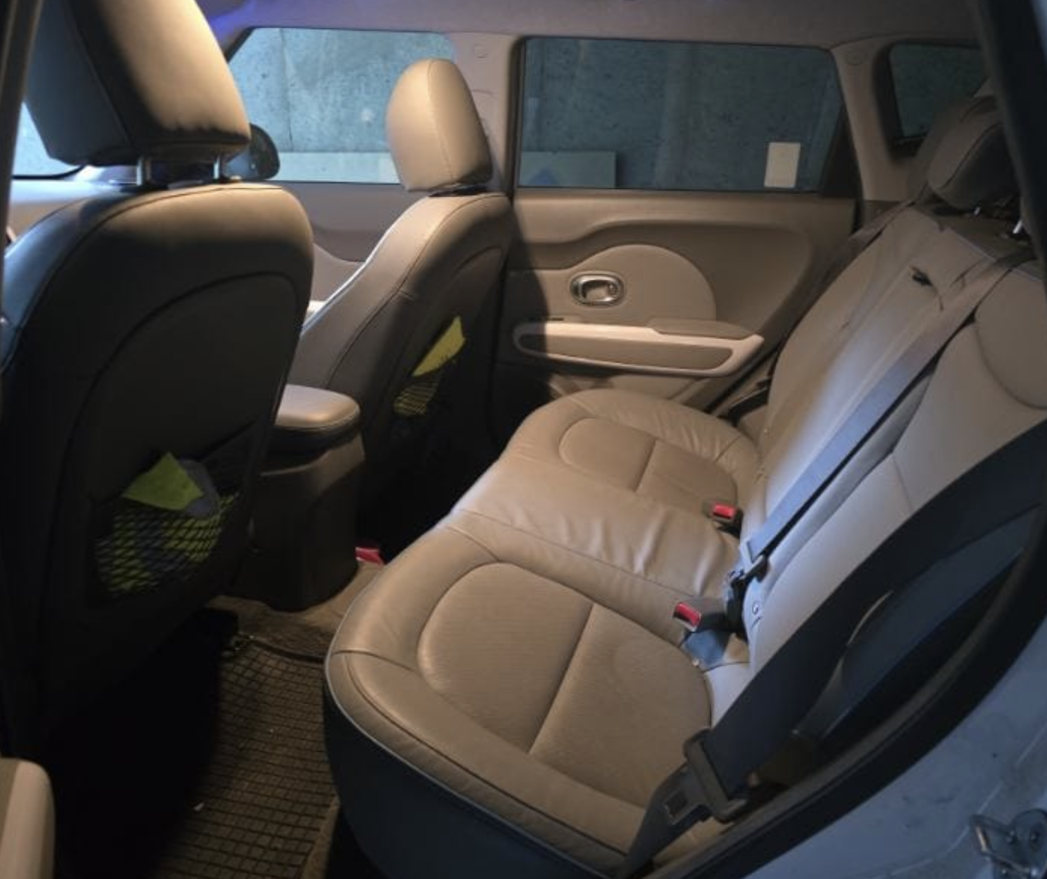 Фото - Kia Soul EV #6