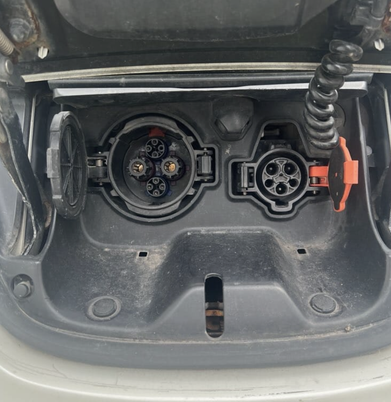 Фото - Nissan Leaf #9