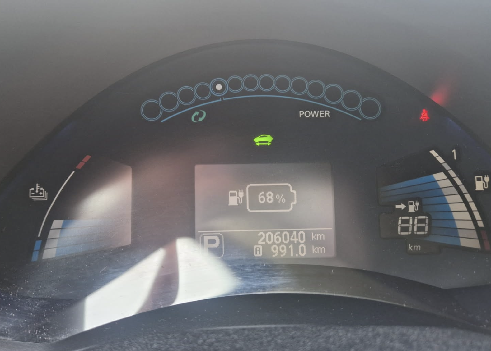 Фото - Nissan Leaf #3
