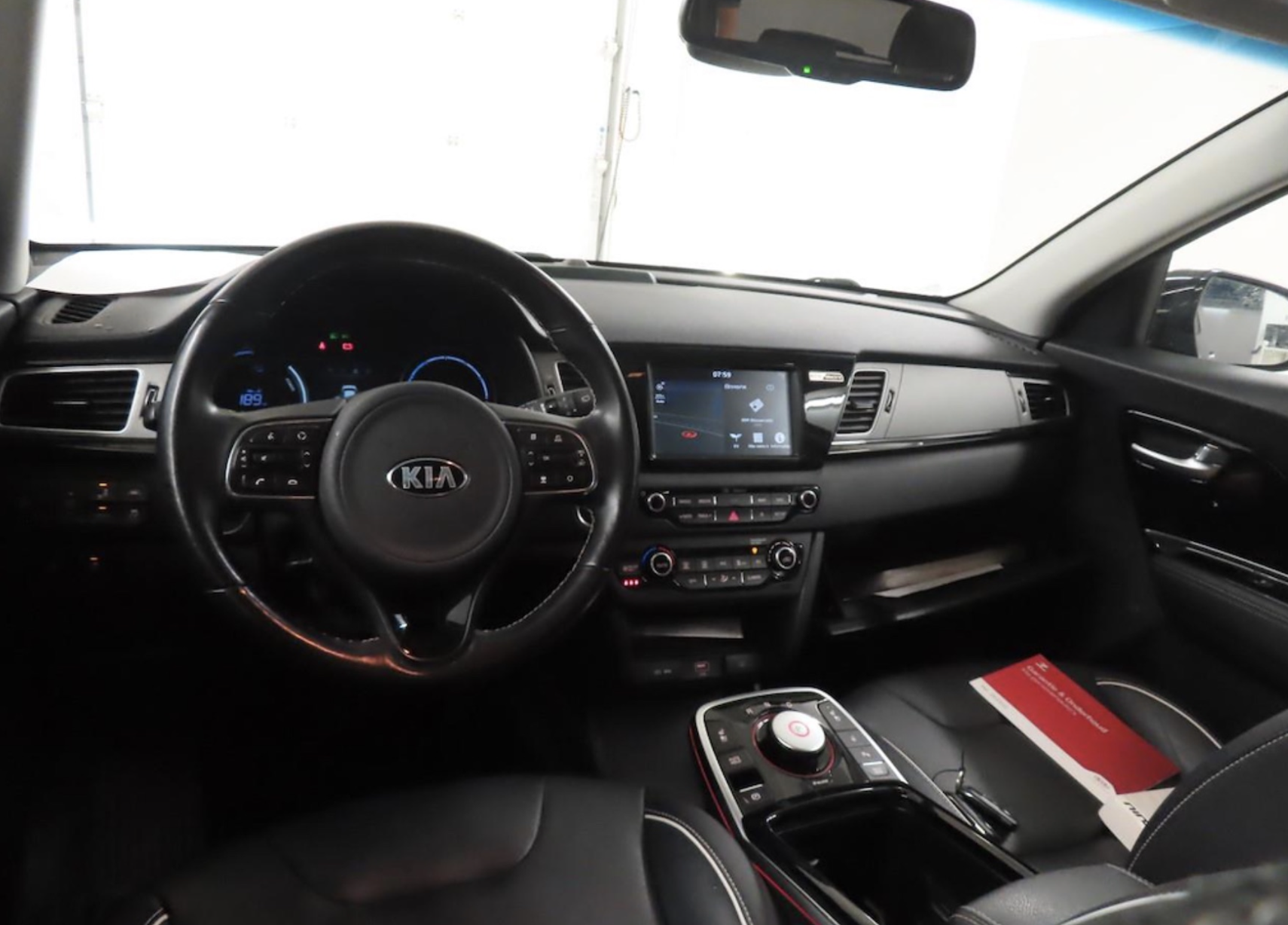 Фото - Kia Niro #7