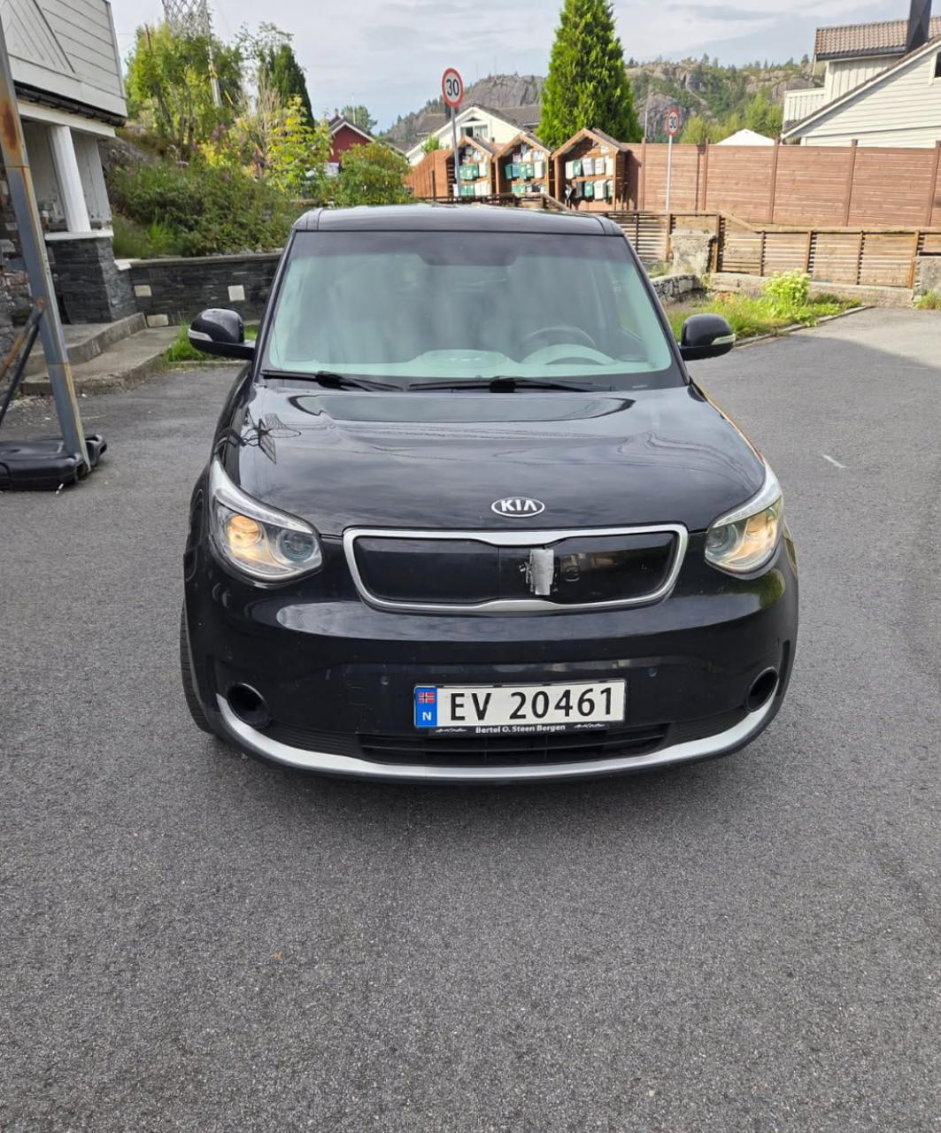 Фото - Kia Soul EV #6