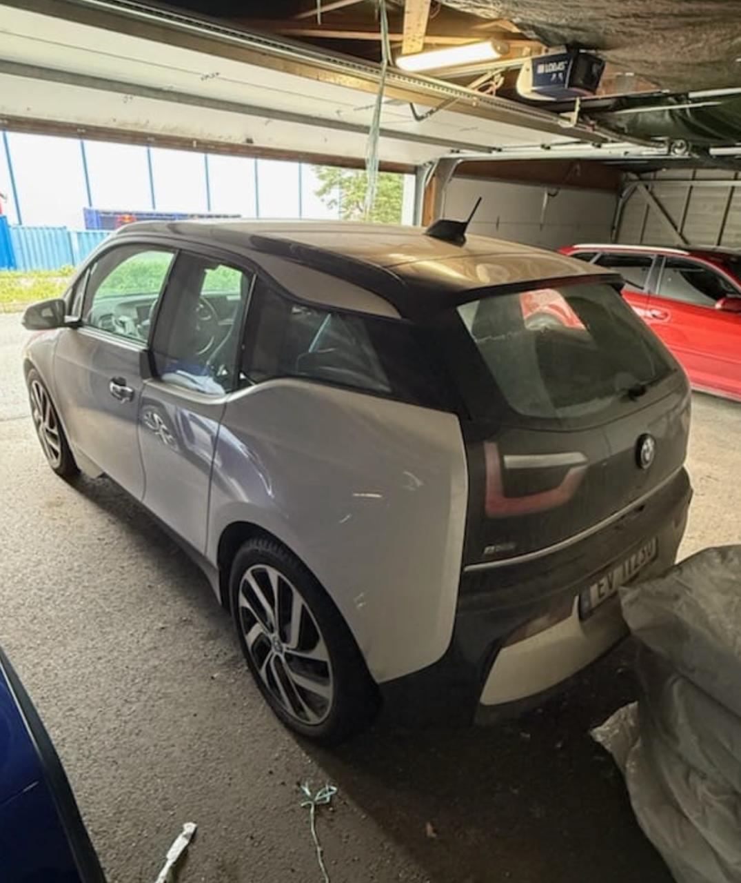 Фото - BMW I3 #2