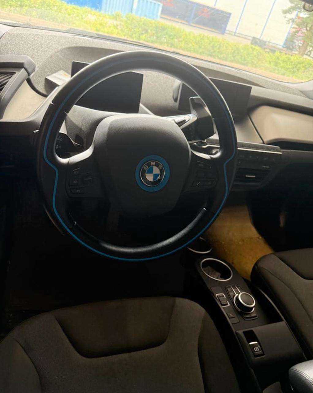 Фото - BMW I3 #7