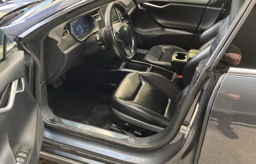 Фото - Tesla Model s #9