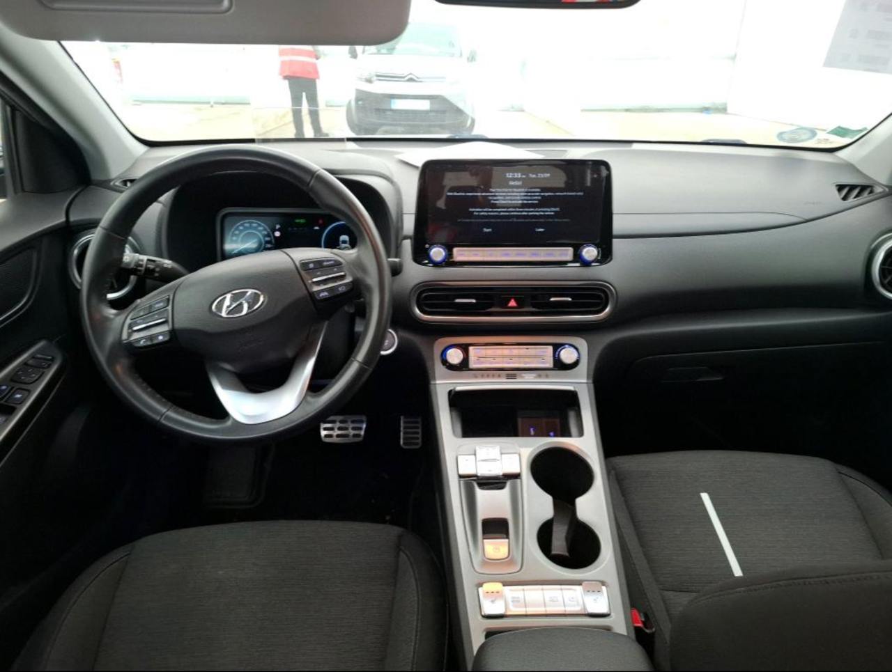 Фото - Hyundai Kona #7