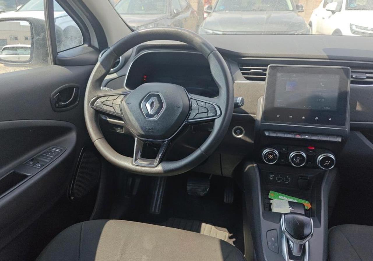 Фото - Renault ZOE #3