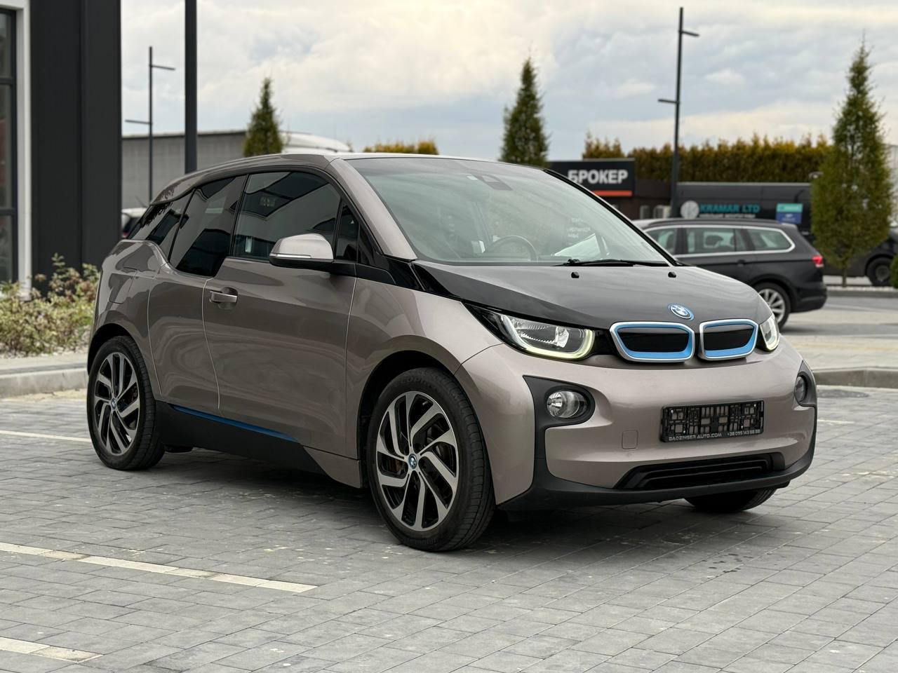 Фото - BMW I3 #2