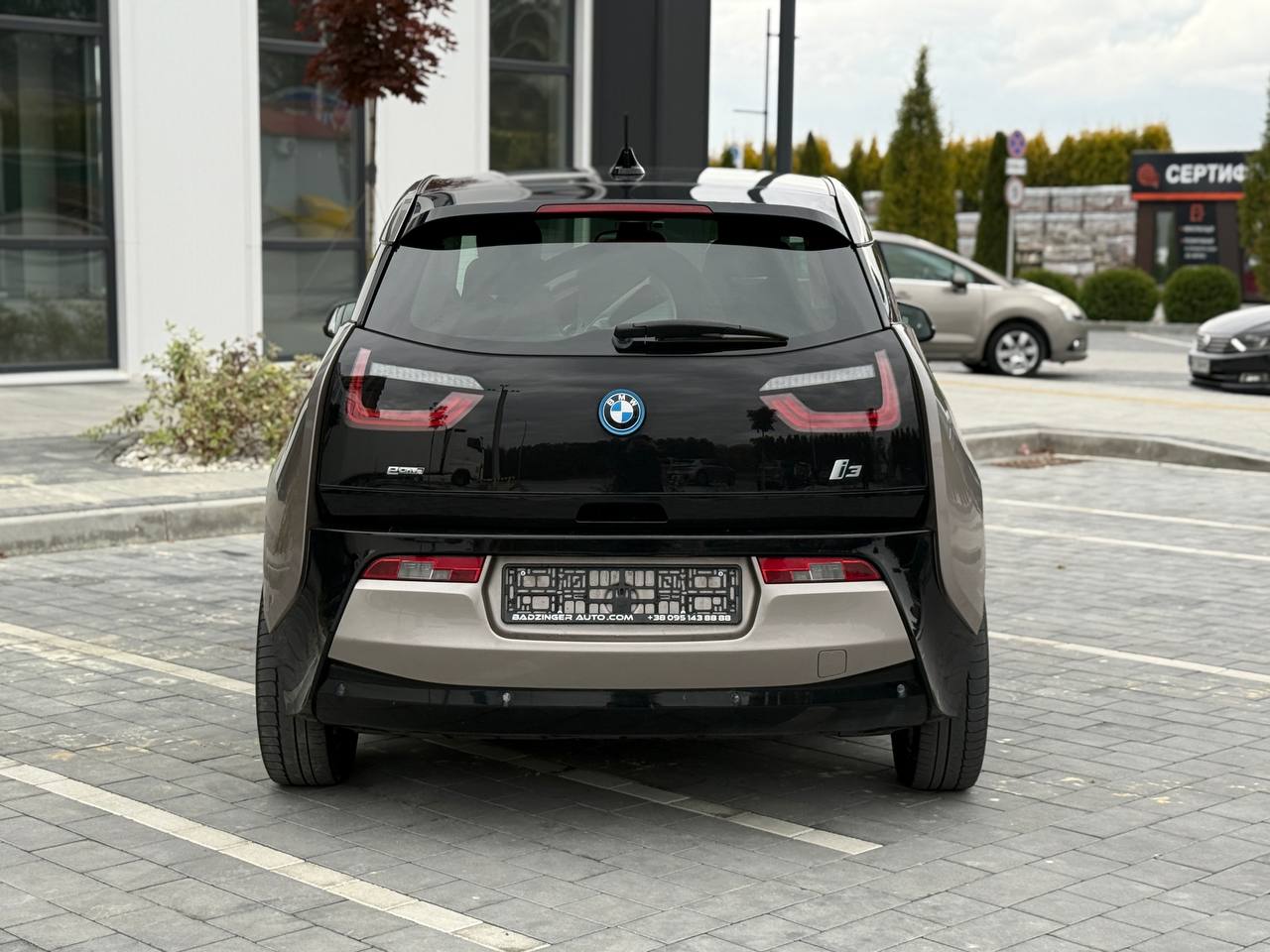 Фото - BMW I3 #4