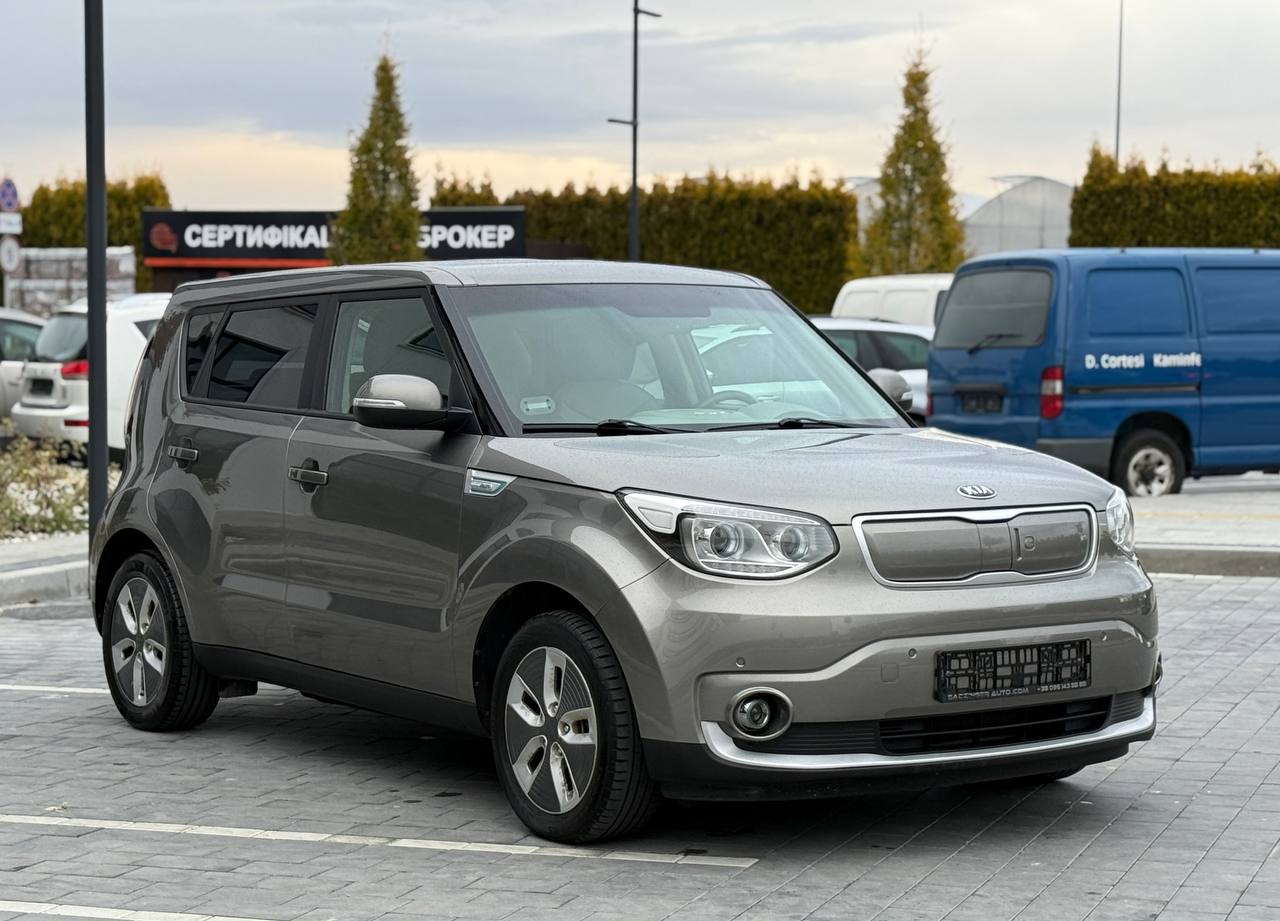 Фото - Kia Soul EV #3