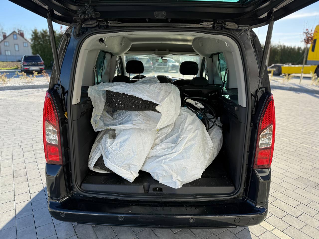 Фото - Peugeot Partner #10