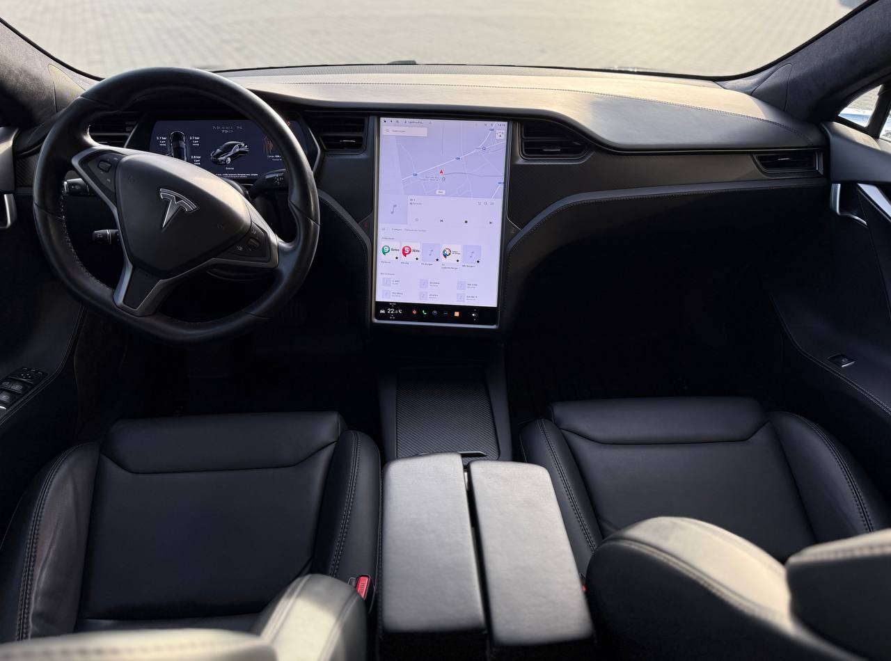 Фото - Tesla Model s #12