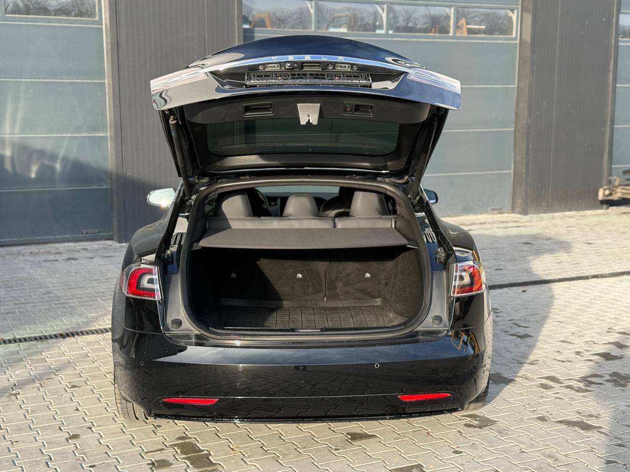 Фото - Tesla Model s #10