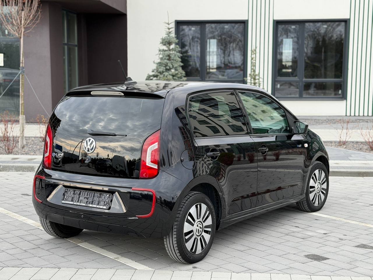 Фото - Volkswagen up! #4