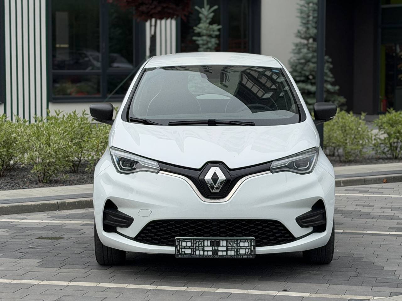 Фото - Renault ZOE #2
