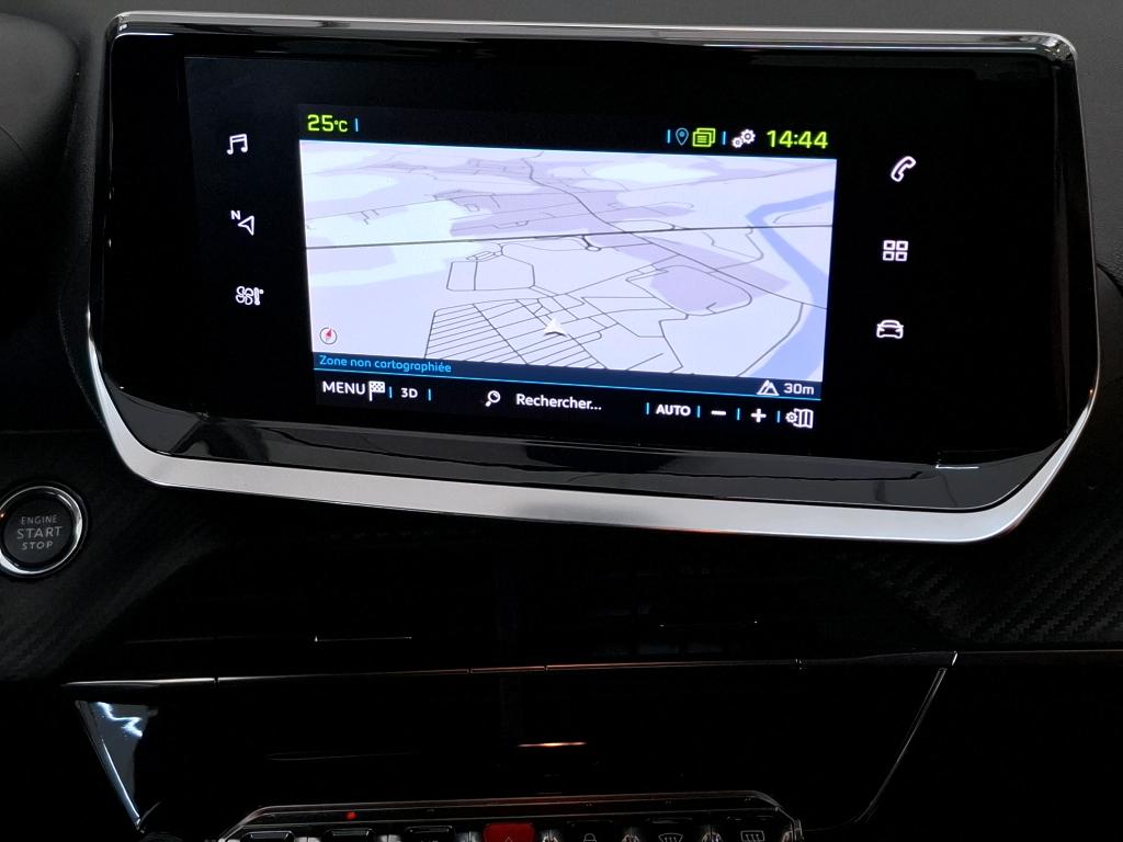 Фото - Peugeot e-208 #10