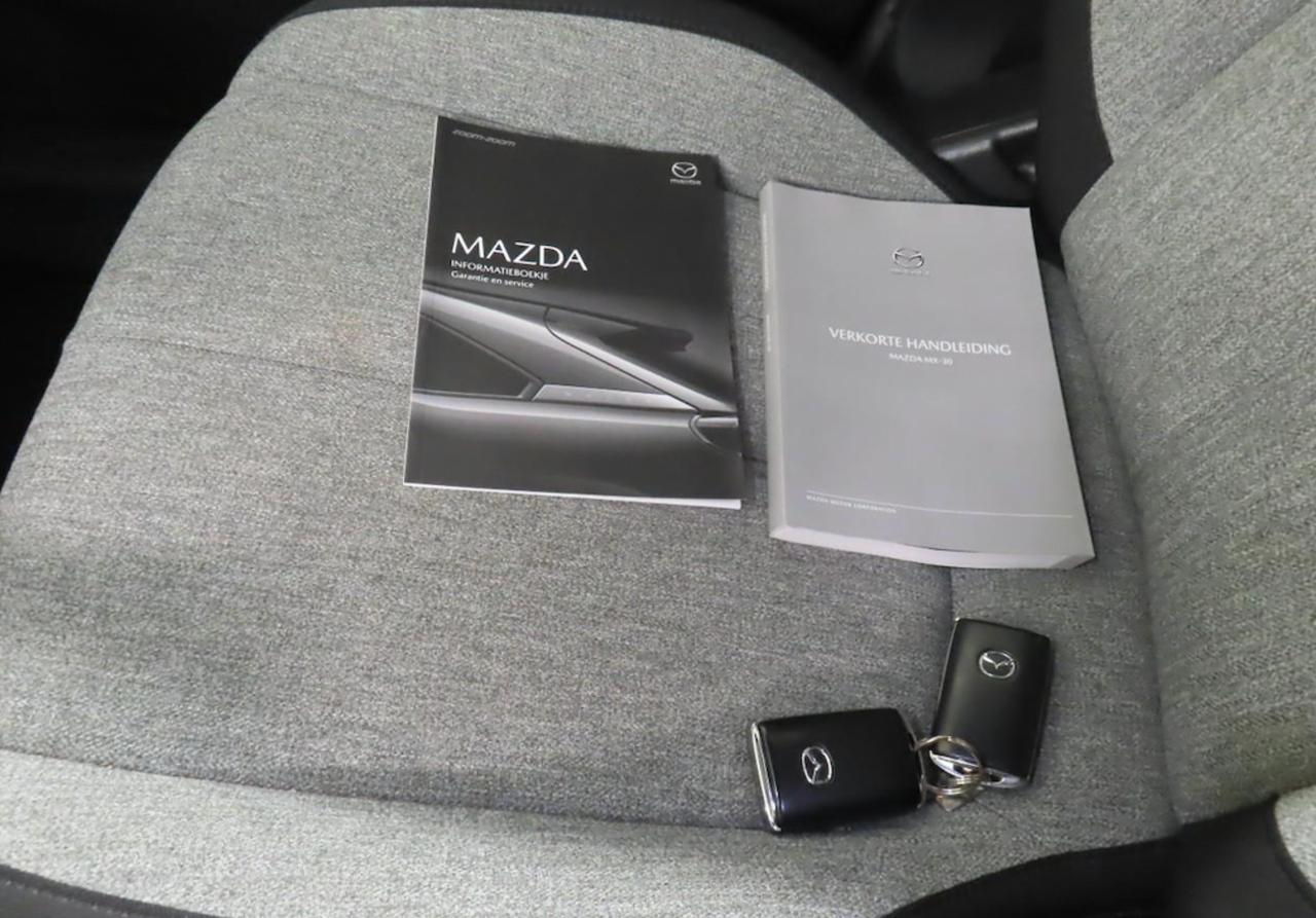 Фото - Mazda MX-30 #7