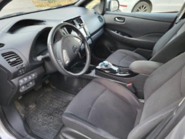 Фото - Nissan Leaf #6