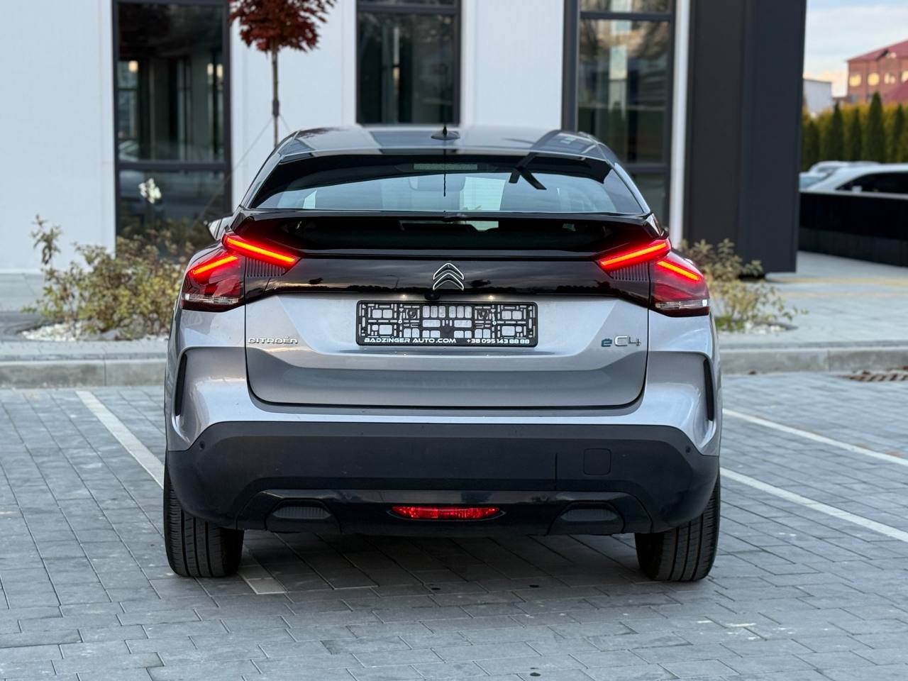 Фото - Citroen E-C4 #3