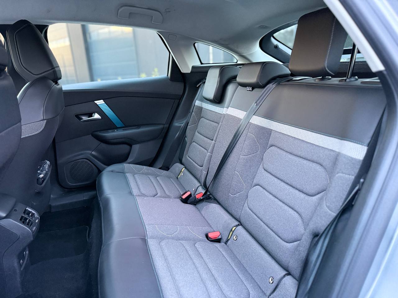 Фото - Citroen E-C4 #7