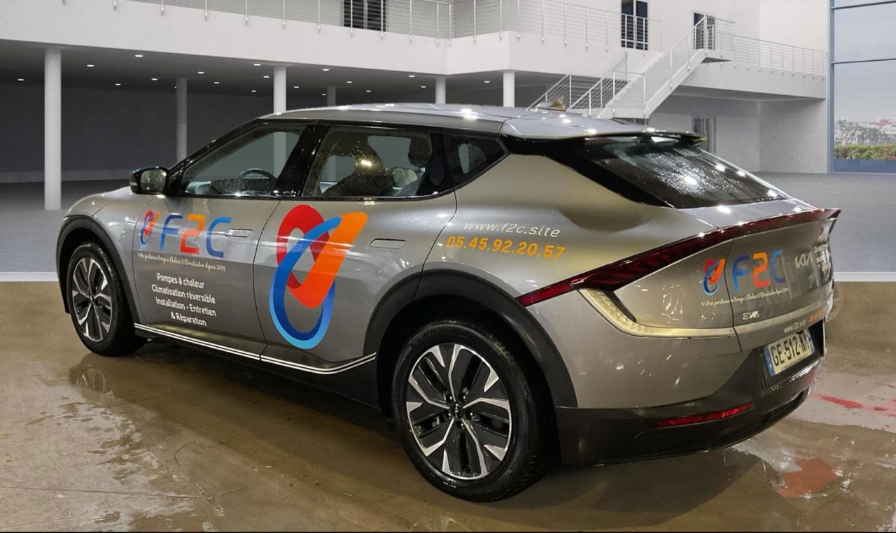 Фото - Kia EV6 #4