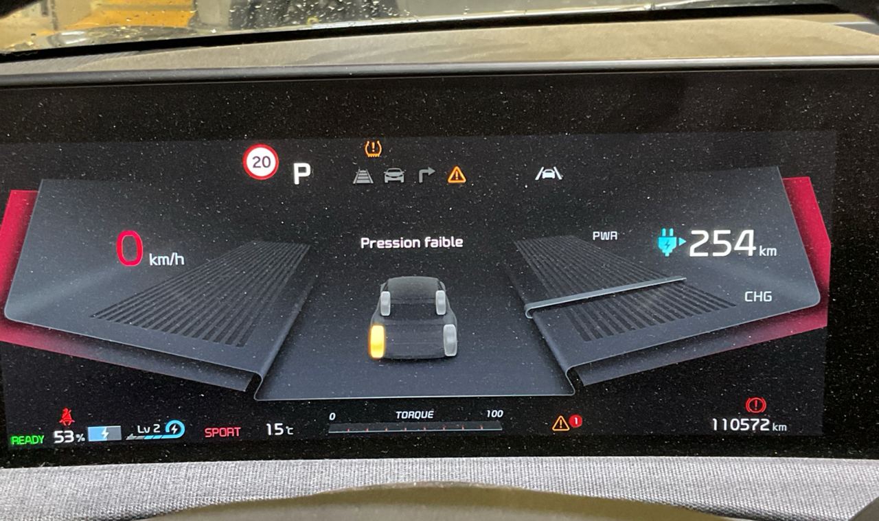 Фото - Kia EV6 #5