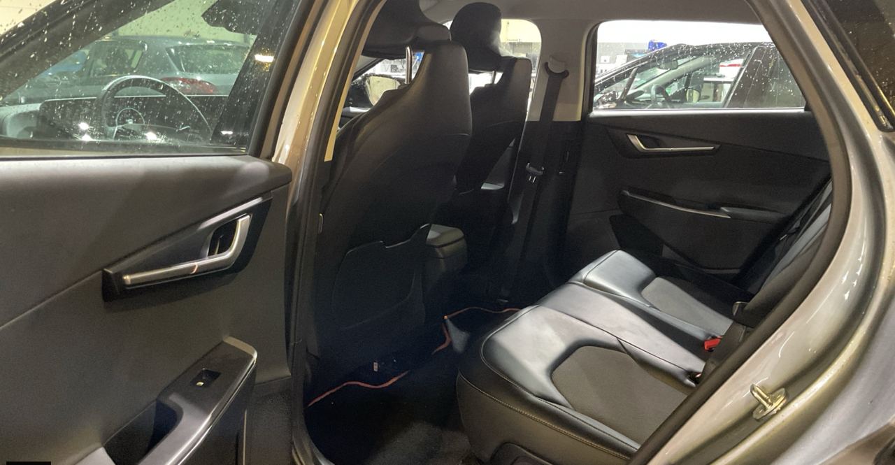 Фото - Kia EV6 #7