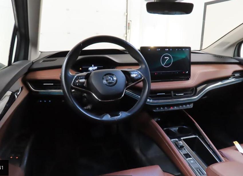 Фото - Skoda Enyaq #3