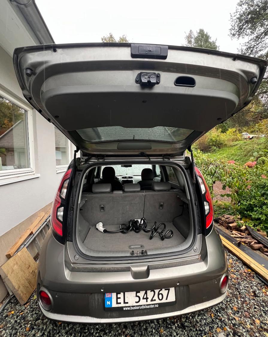 Фото - Kia Soul EV #6