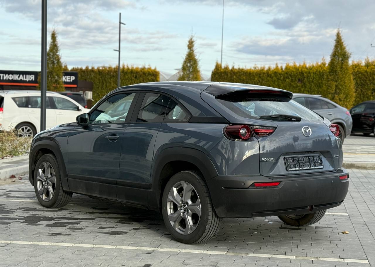 Фото - Mazda MX-30 #6